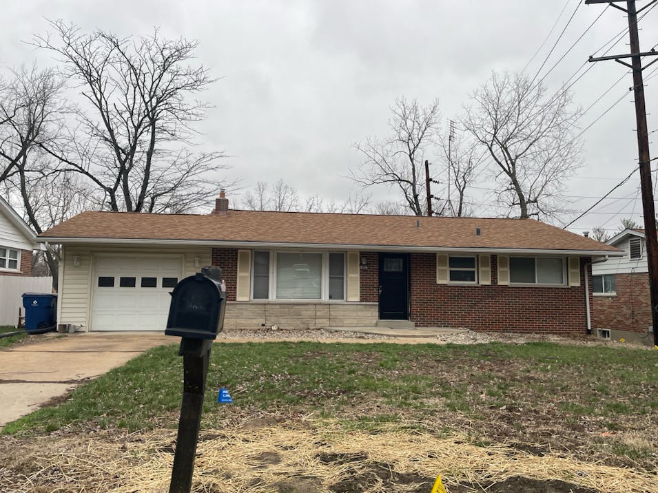 10907 Waycroff Dr Saint Louis, MO 63114, Saint Louis County