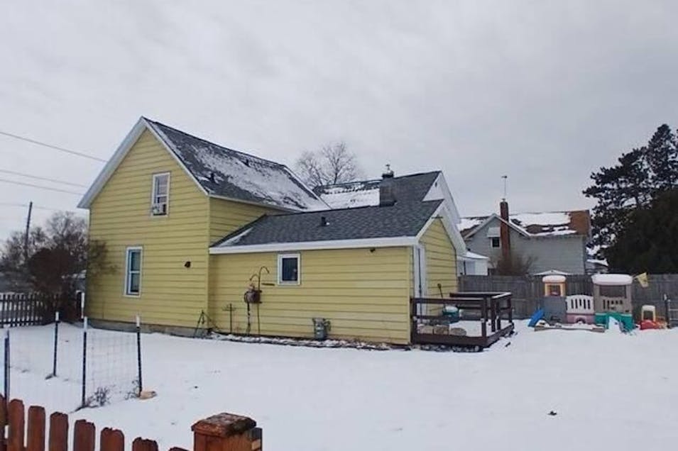 2104 11th Ave Menominee, MI 49858, Menominee County