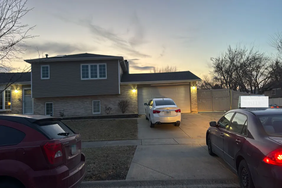 793 Six Pines Dr Romeoville, IL 60446, Will County