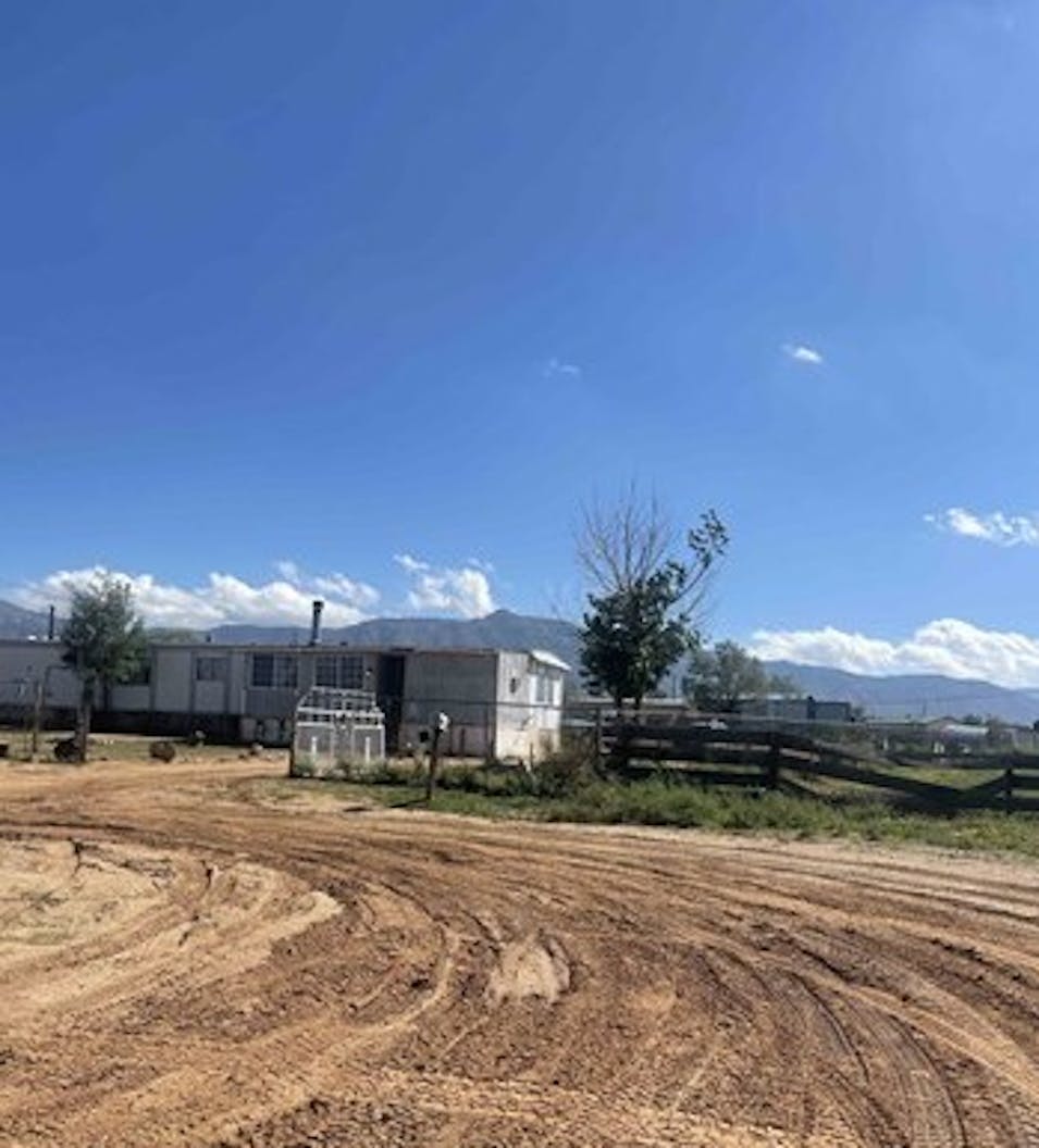 5 Meadowlake Lane Los Lunas, NM 87031, Valencia County