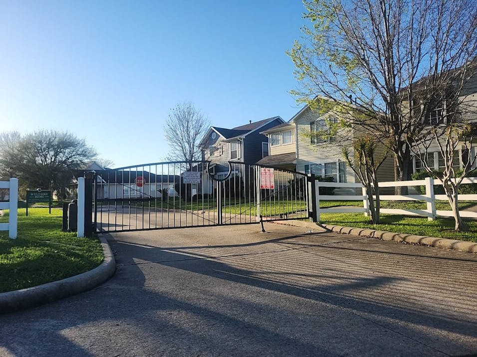 15807 S Alley Ct Houston, TX 77082, Harris County