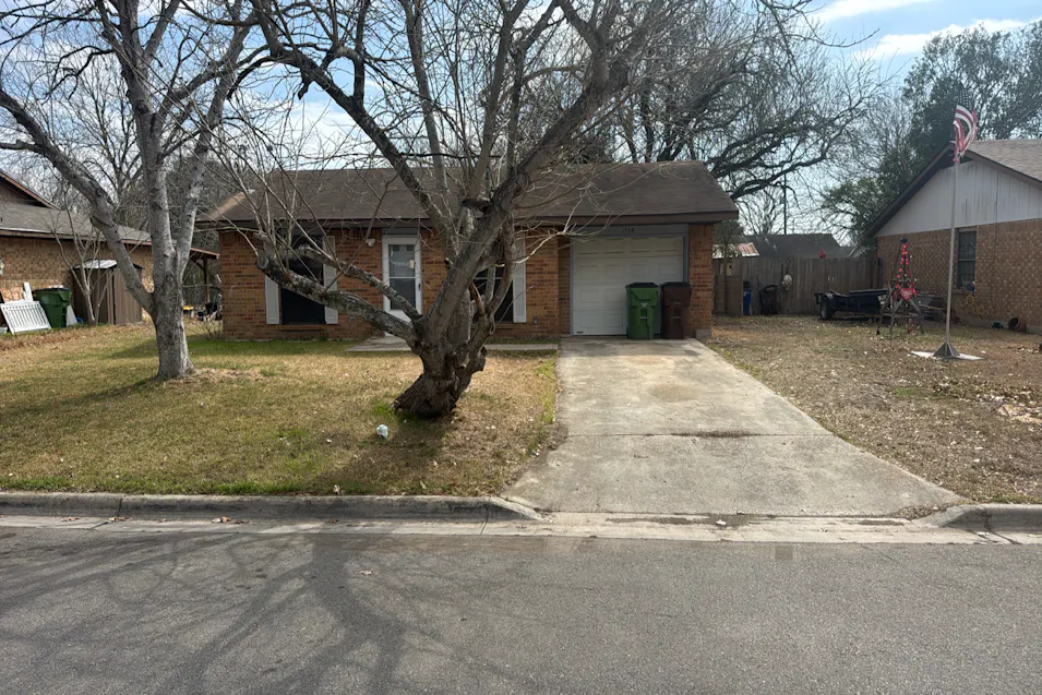 1308 Lakeview Dr Lockhart, TX 78644, Caldwell County