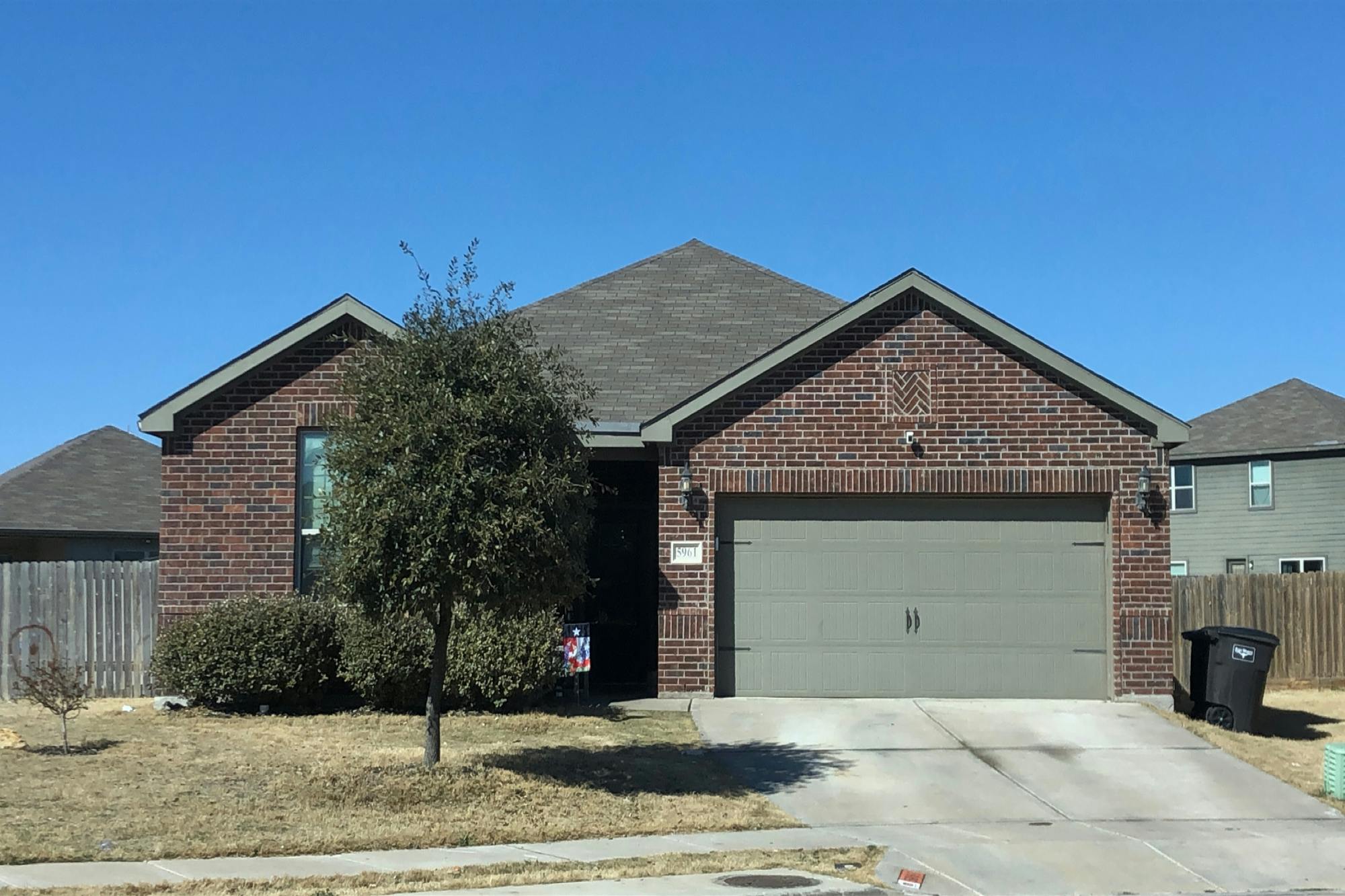 Garnet Hill Ln, Fort Worth, TX 76179