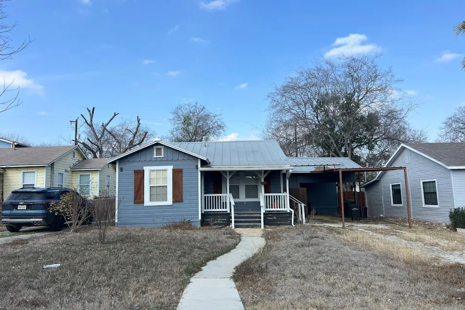 1319 W Elsmere Pl San Antonio, TX 78201, Bexar County