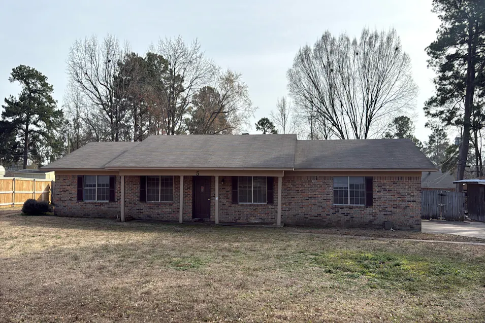 5 Southridge St Texarkana, TX 75501, Bowie County