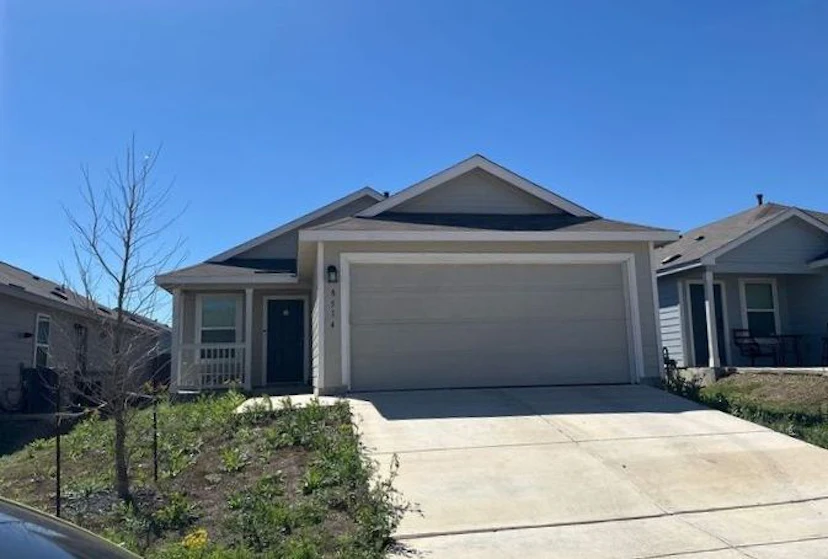 8514 Grosbeak Cove