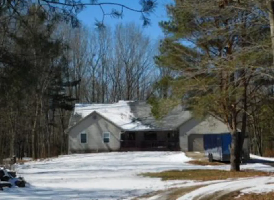 5435 Snow Den Trl Columbiaville, MI 48421, Lapeer County