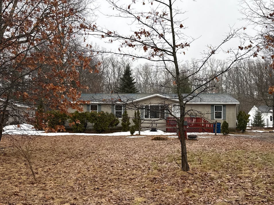 9287 E Us Highway 10 Branch, MI 49402, Mason County