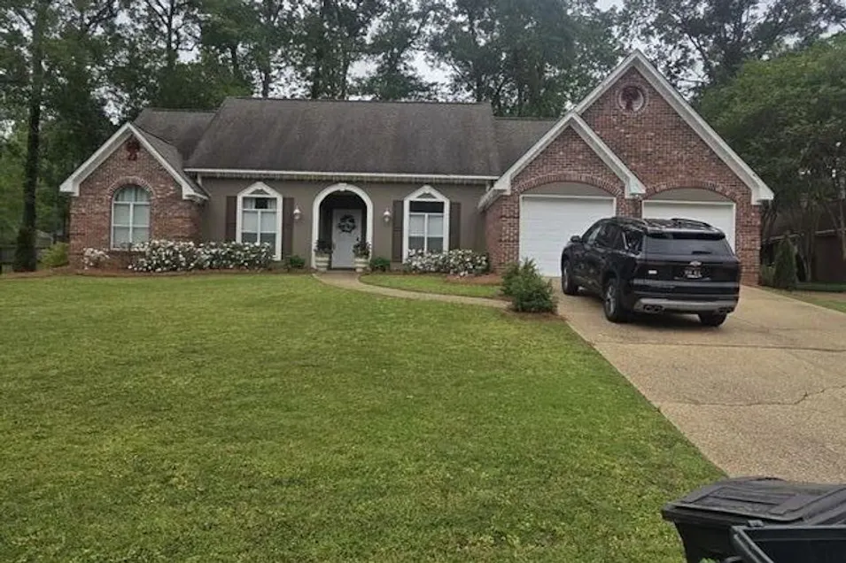 321 Autumn Crest Dr Ridgeland, MS 39157, Madison County