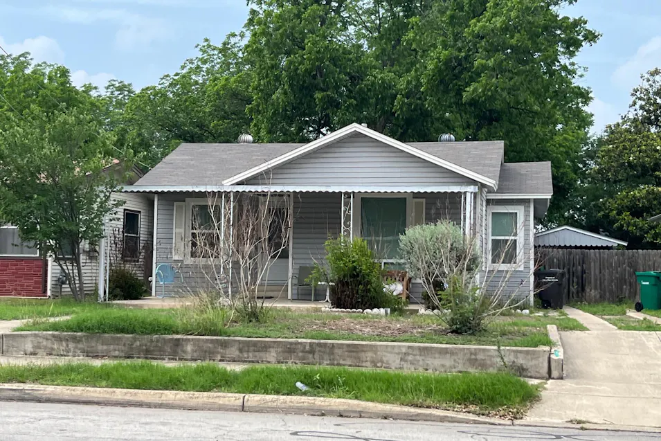 551 E Mayfield Blvd San Antonio, TX 78214, Bexar County