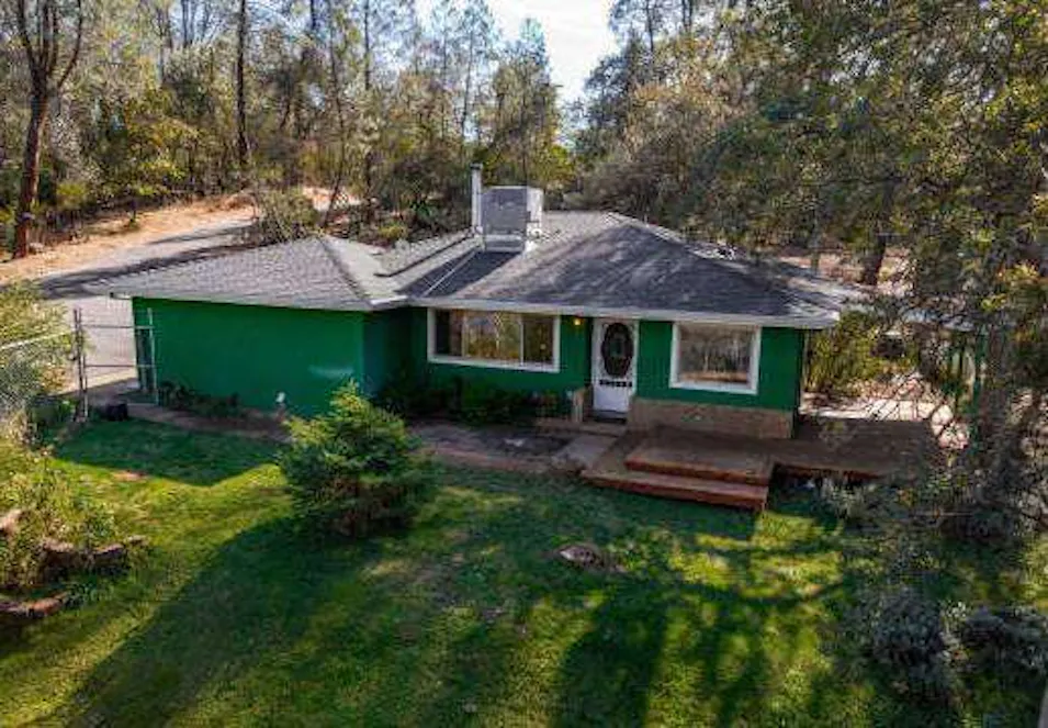 16370 Trail Dr Redding, CA 96001, Shasta County