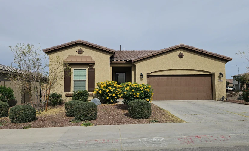 12356 W Davis Ln