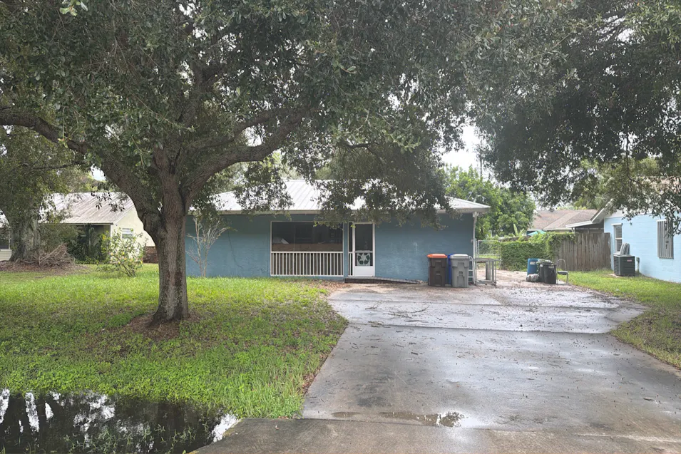 1245 35th Ave Vero Beach, FL 32960, Indian River County