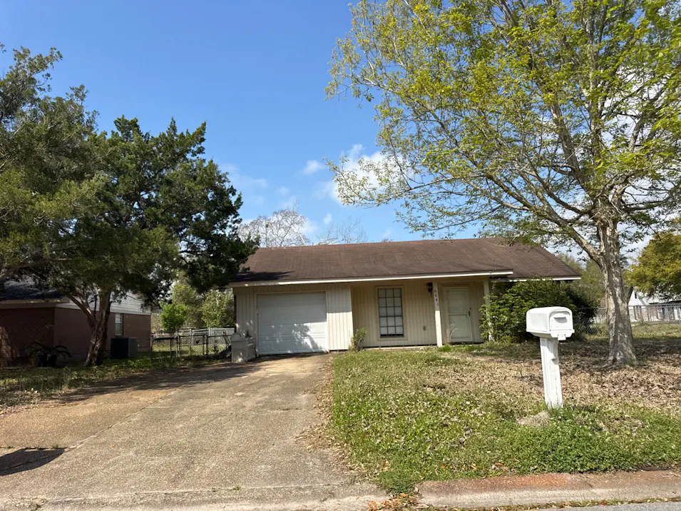 6641 Cortez Cir Ocean Springs, MS 39564, Jackson County