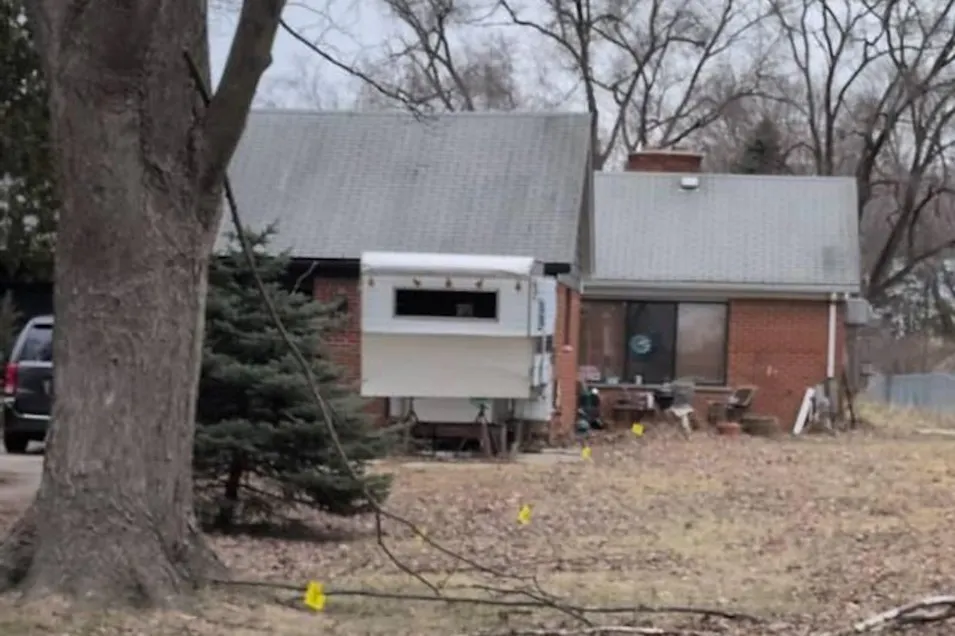 24741 Old Shook Rd Harrison Township, MI 48045, Macomb County