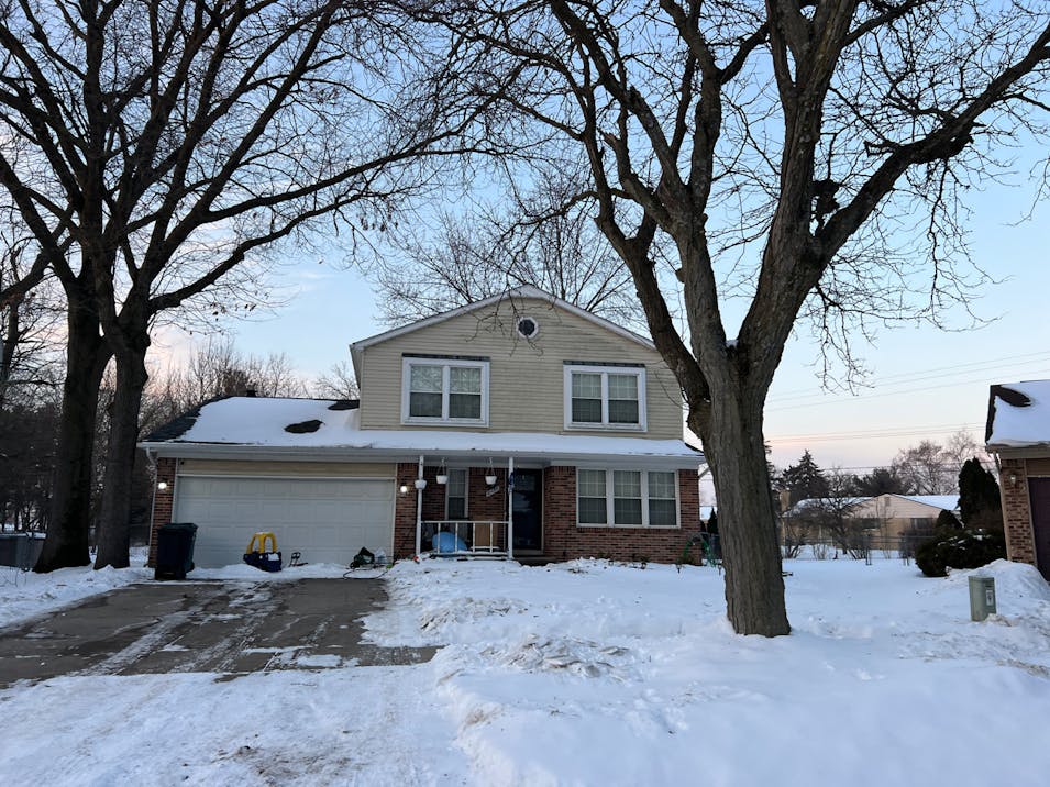 10400 Chestnut Ct Plymouth, MI 48170, Wayne County