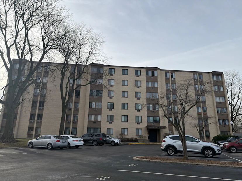 9745 S Karlov Ave., Apt 302