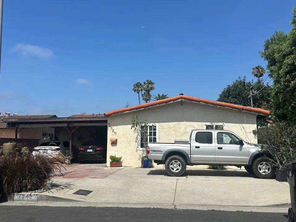 7349 Zombar Avenue Van Nuys, CA 91406, Los Angeles County