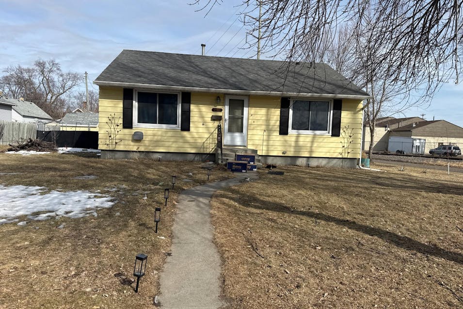 118 4th Ave NE Saint Cloud, MN 56304, Benton County