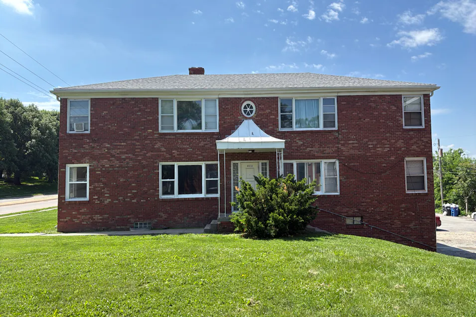 4410 N 52nd St Omaha, NE 68104, Douglas County