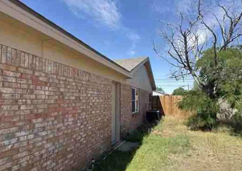 Wilshire Dr, Midland, TX 79703