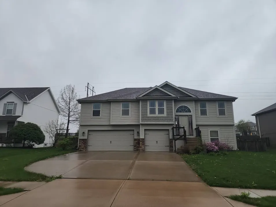 11208 N Manchester Ave Kansas City, MO 64157, Clay County