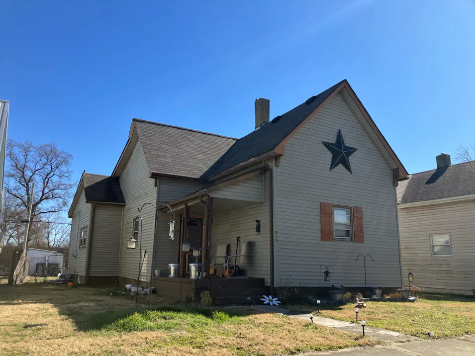 910 Elm St Shelbyville, IN 46176, Shelby County