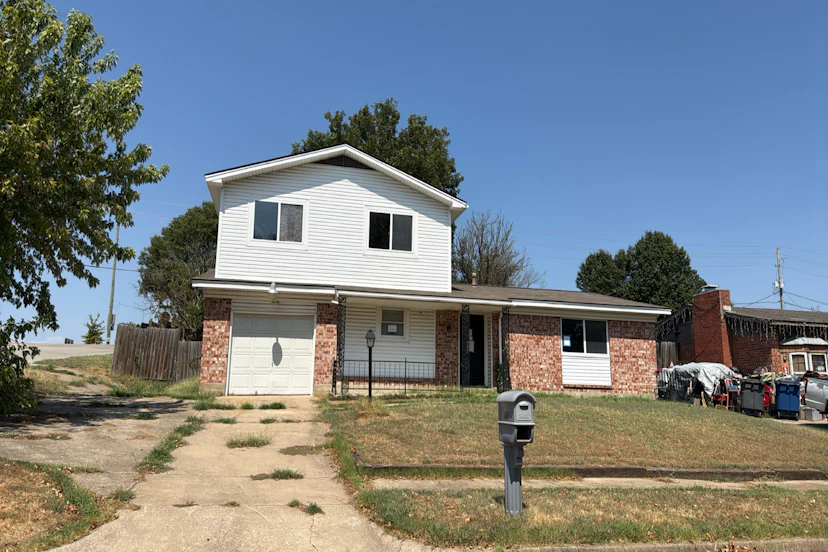 16605 E Admiral Blvd