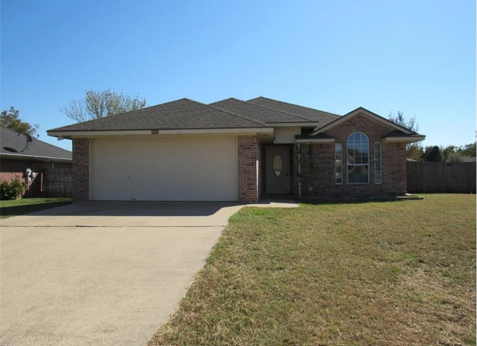 105 Wildcat Dr Waco, TX 76705, McLennan County