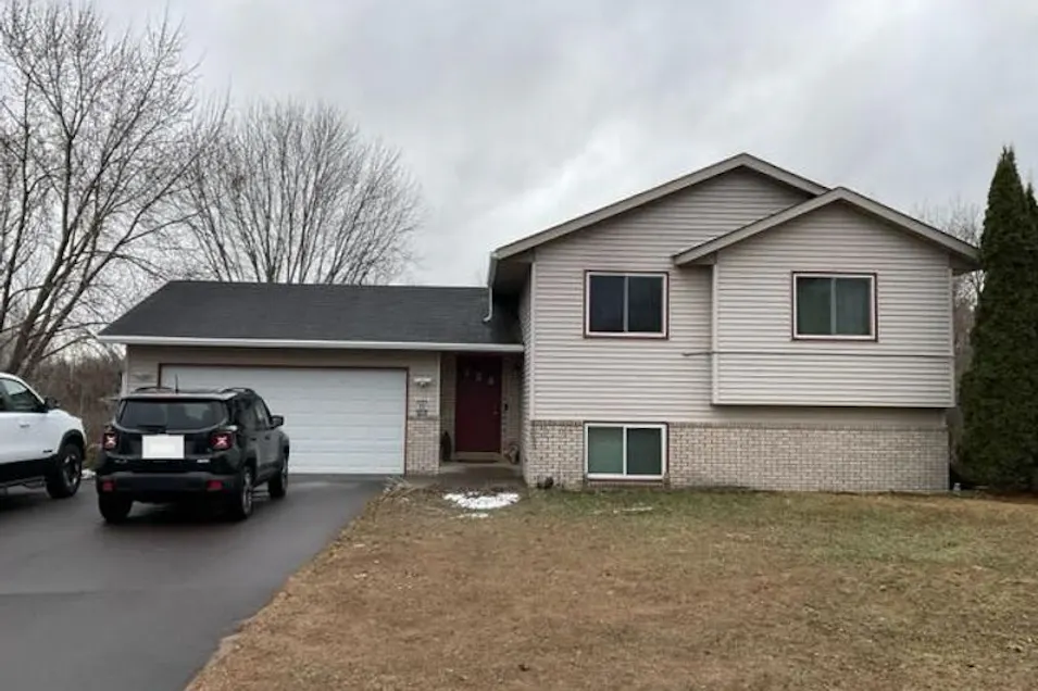 5052 Evergreen Trail North Branch, MN 55056, Chisago County