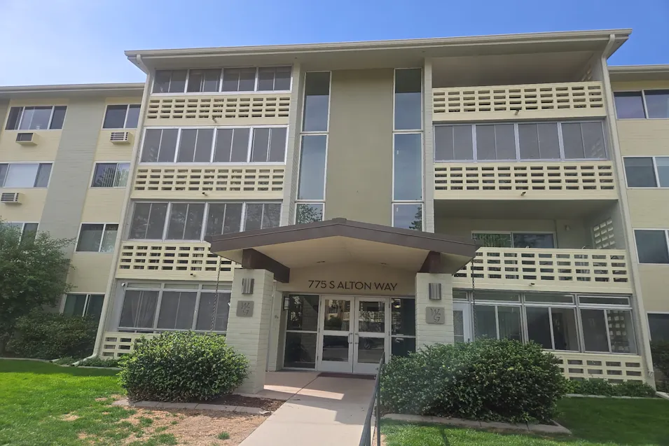 775 S Alton Way Unit 5a Denver, CO 80247, Denver County