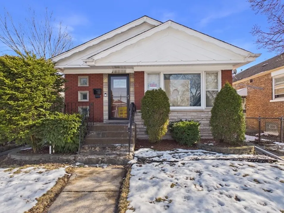 14235 S Wallace Ave Riverdale, IL 60827, Cook County