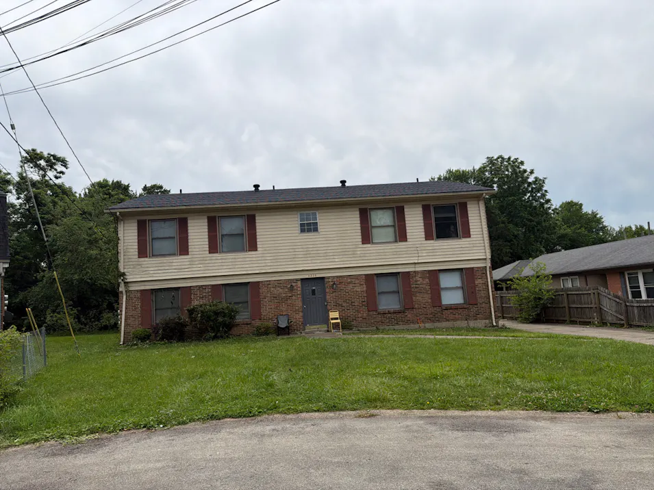 4225 Wallingford Ln Louisville, KY 40218, Jefferson County