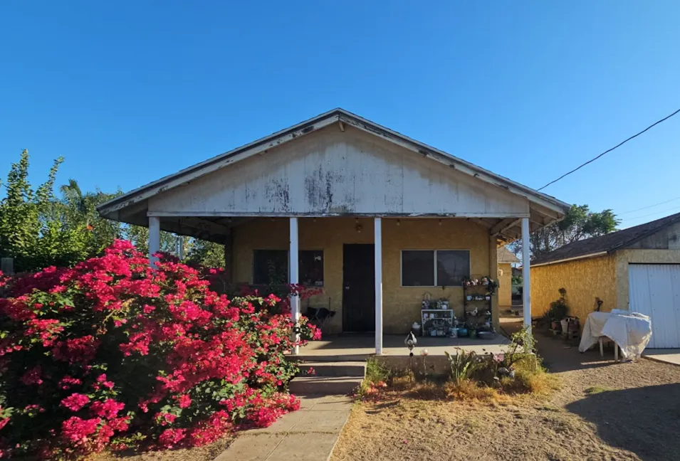 529 W North St Colton, CA 92324, San Bernardino County