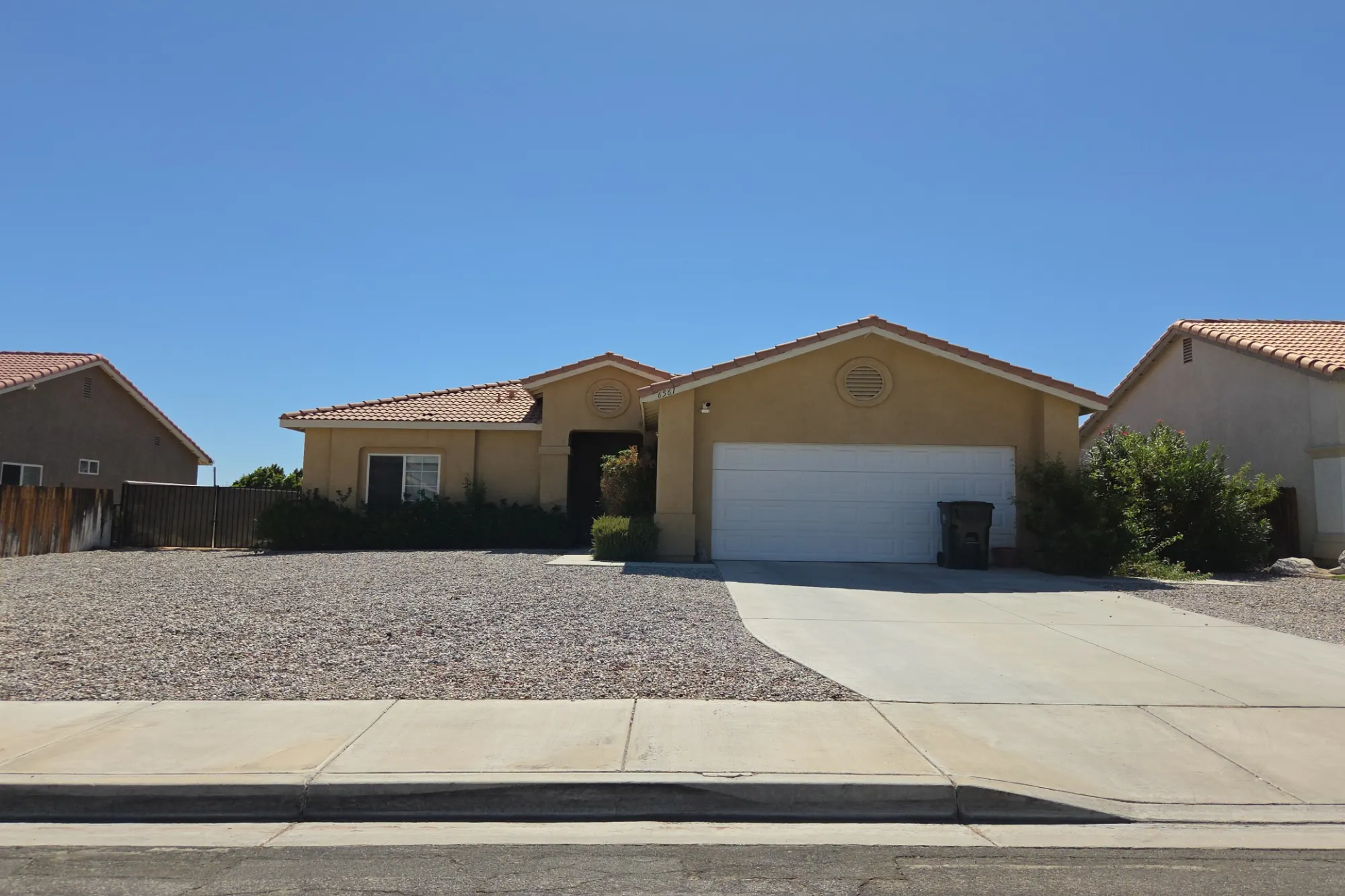 Avenida Cadena , Desert Hot Springs, CA 92240