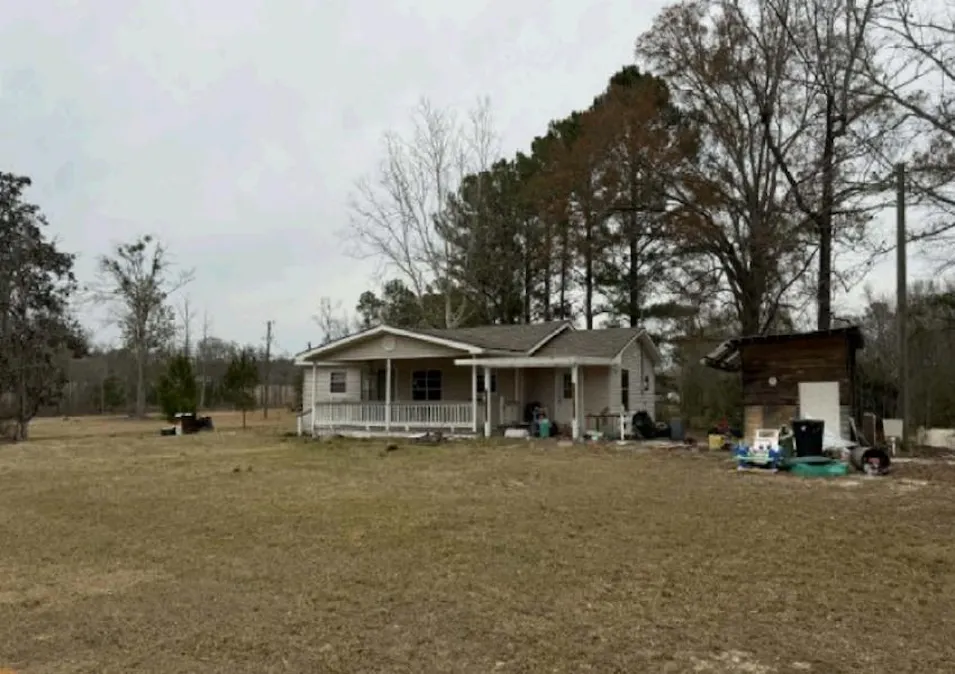 1425 Lake Victor Rd Westville, FL 32464, Holmes County