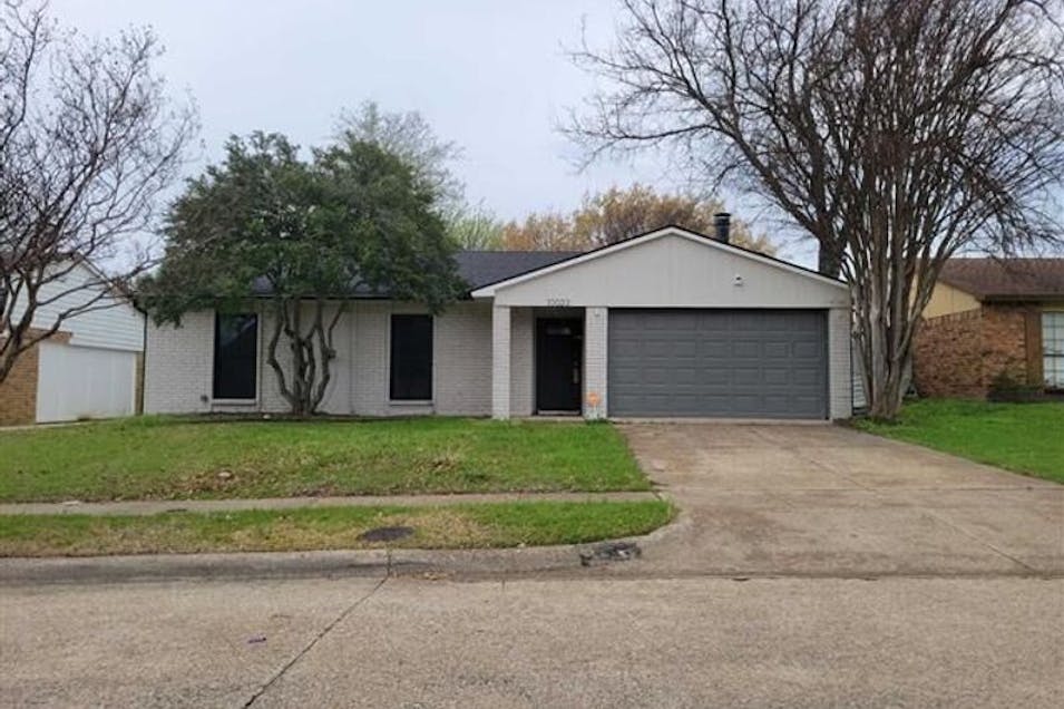10023 Deer Hollow Dr Dallas, TX 75249, Dallas County
