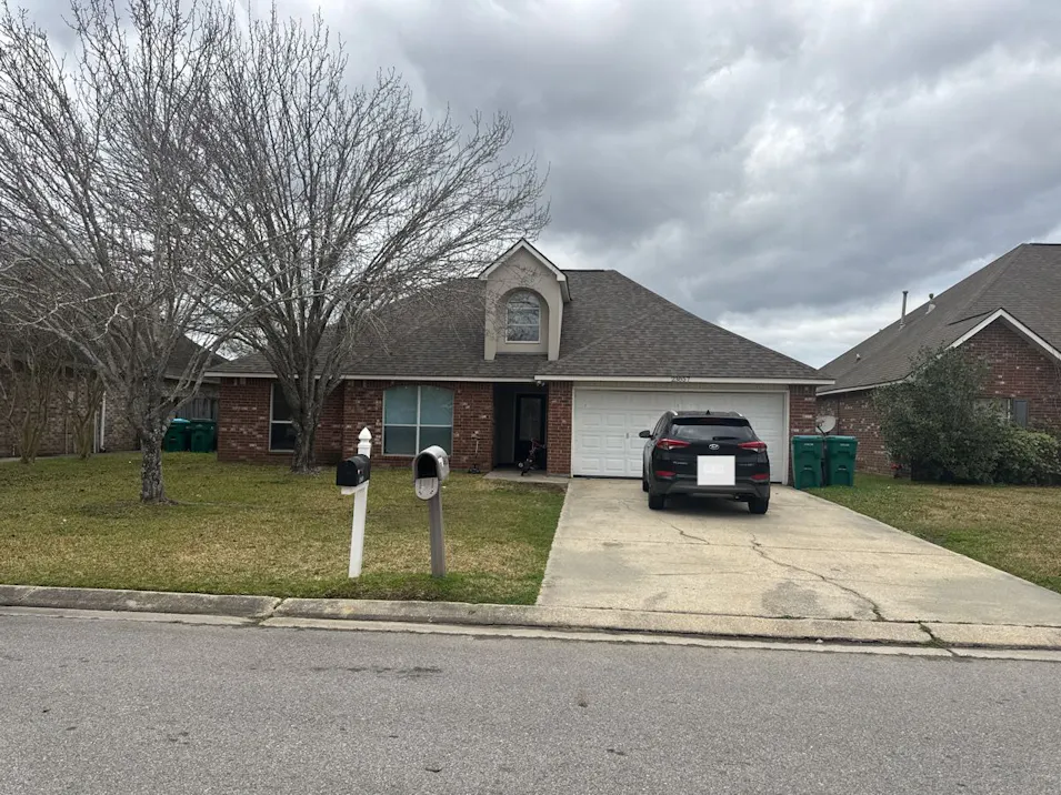 23857 Rosemont Ave Denham Springs, LA 70726, Livingston County