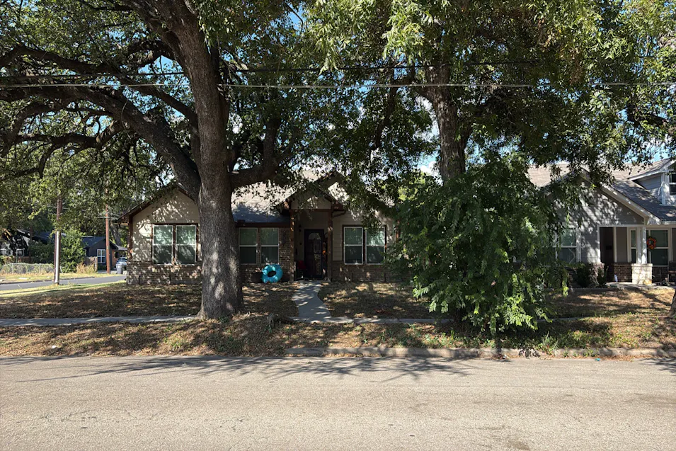 421 Turner St Waco, TX 76704, McLennan County