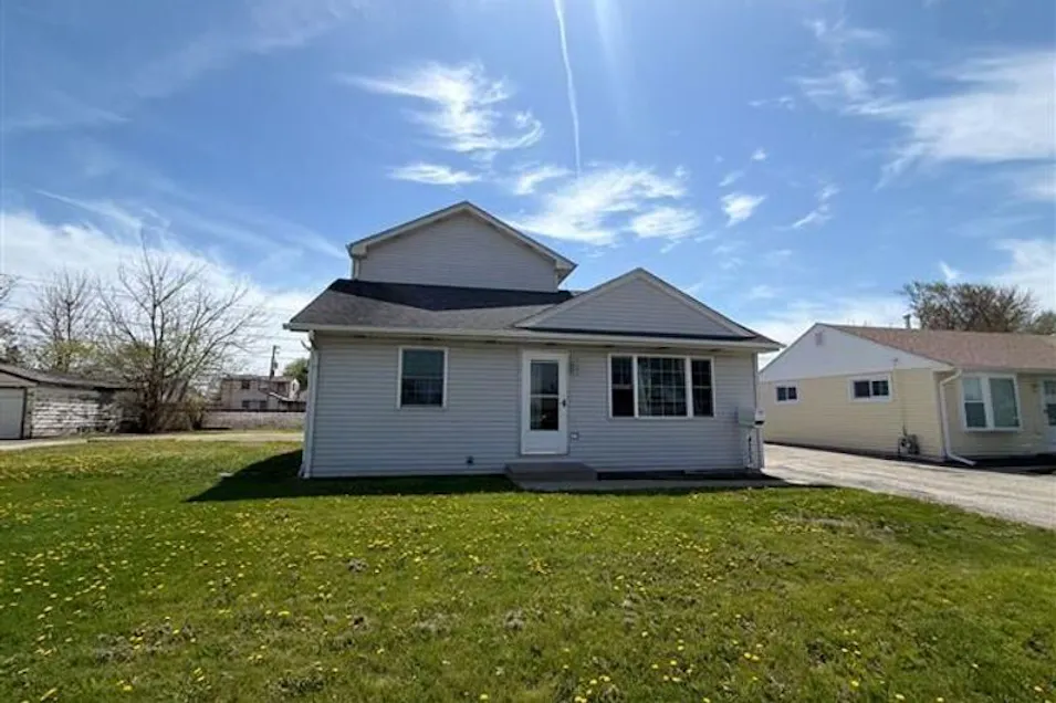4203 West Southwest Highway Hometown, IL 60456, Cook County
