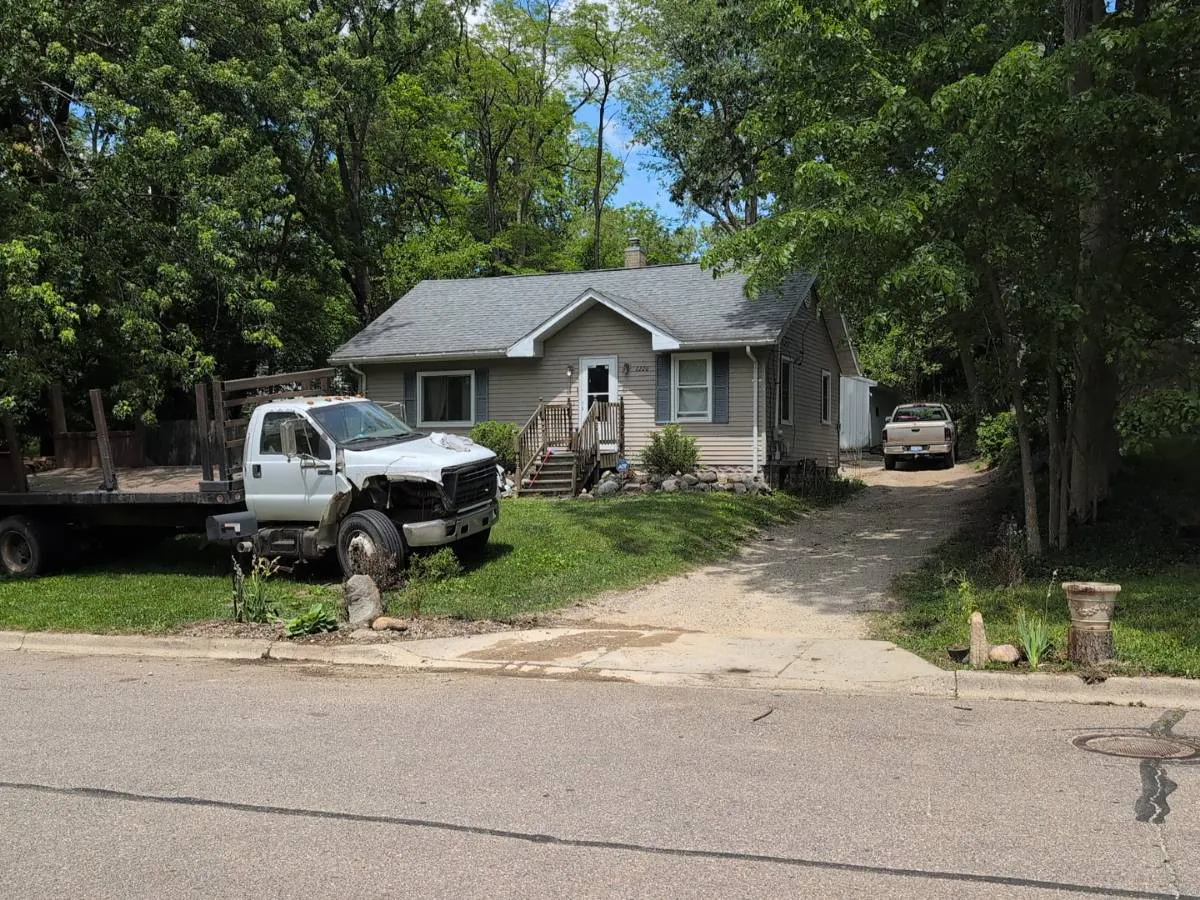 Benton Ave, Kalamazoo, MI 49008 #1