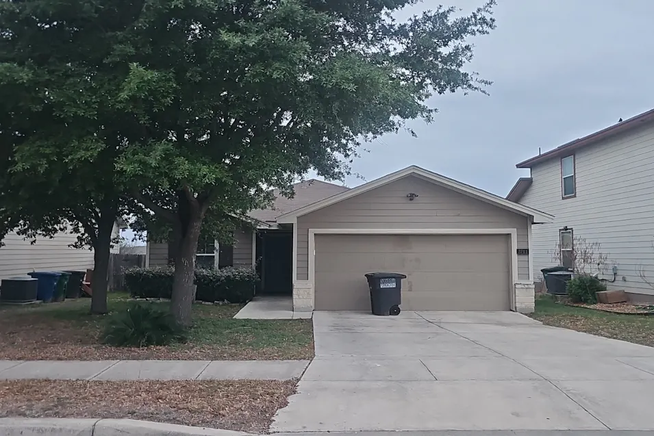 3711 Spanish Br San Antonio, TX 78222, Bexar County