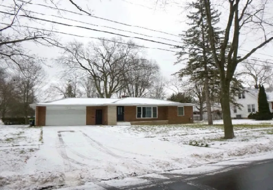2614 Jefferson Ave Midland, MI 48640, Midland County