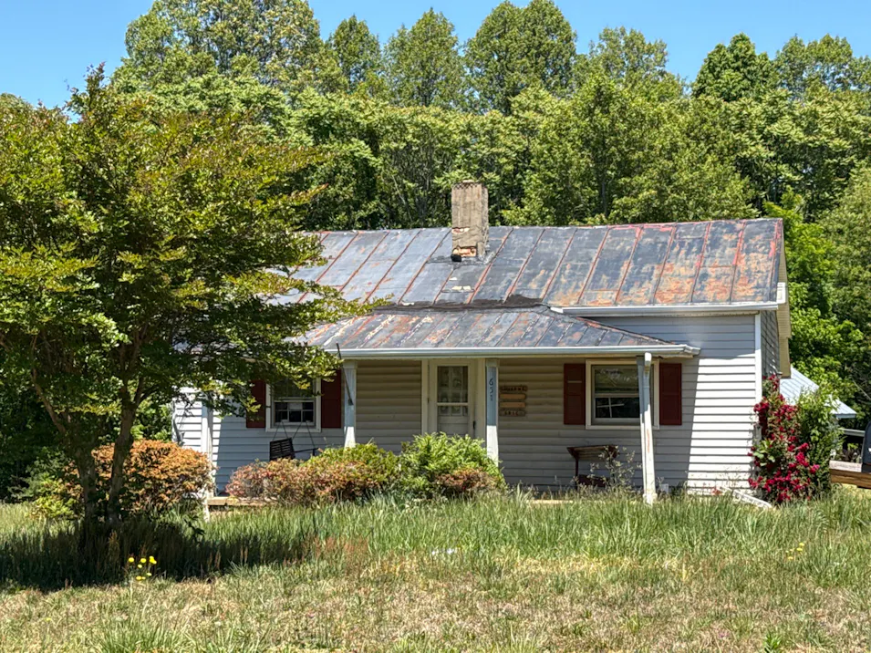 651 Daniel Rd Axton, VA 24054, Henry County