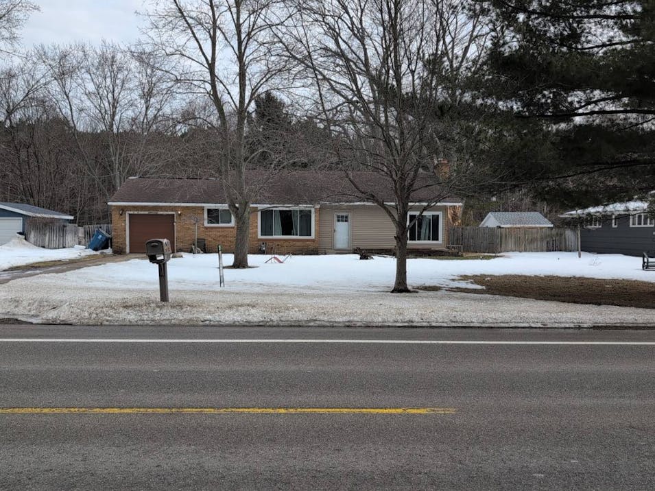 4300 Lake Harbor Rd Norton Shores, MI 49441-4542, Muskegon County