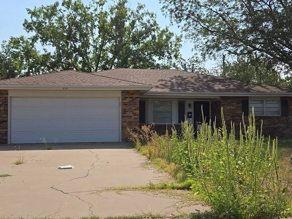5107 Shawnee Trl Amarillo, TX 79109, Randall County
