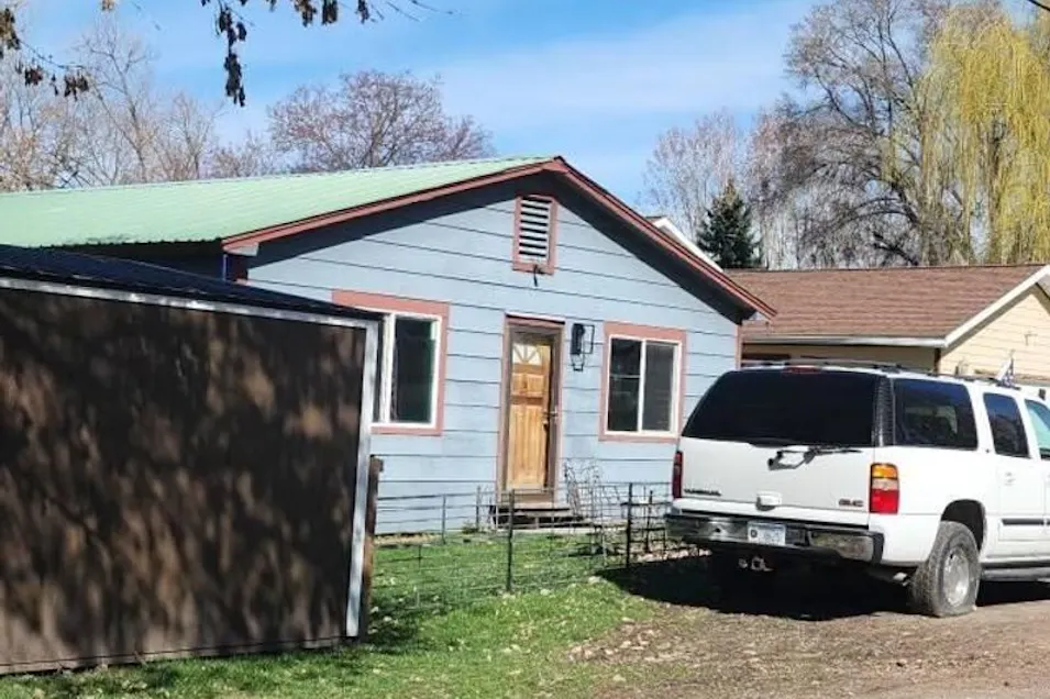 705 11th Ave E Polson, MT 59860, Lake County