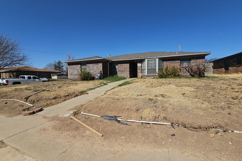 1020 Trinchera Drive Amarillo, TX 79110, Randall County