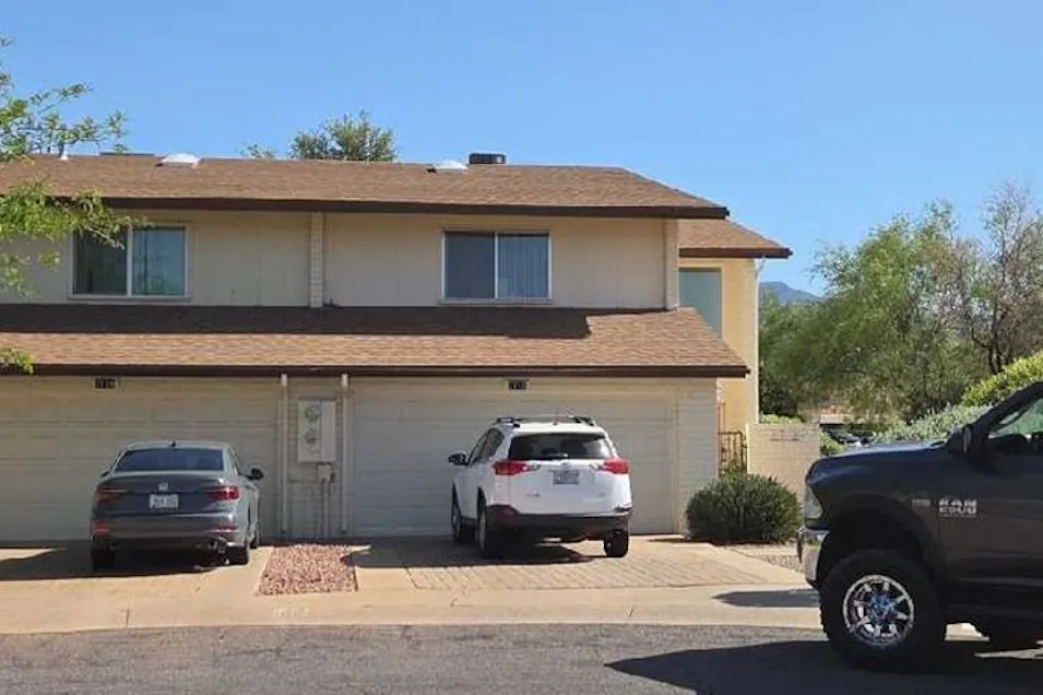 2712 Lopez Link Sierra Vista, AZ 85650, Cochise County