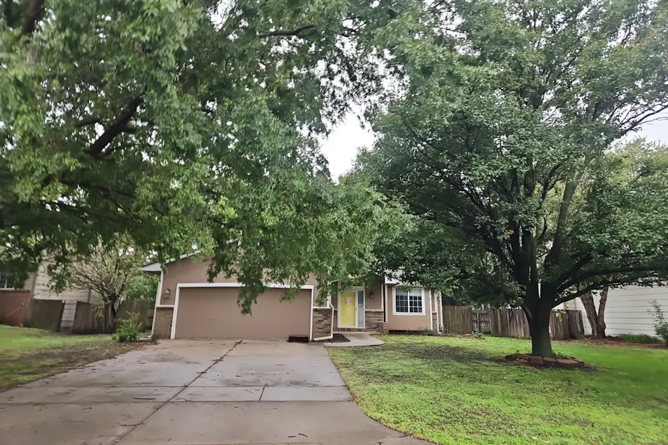 1109 N Lark Ln Wichita, KS 67212, Sedgwick County